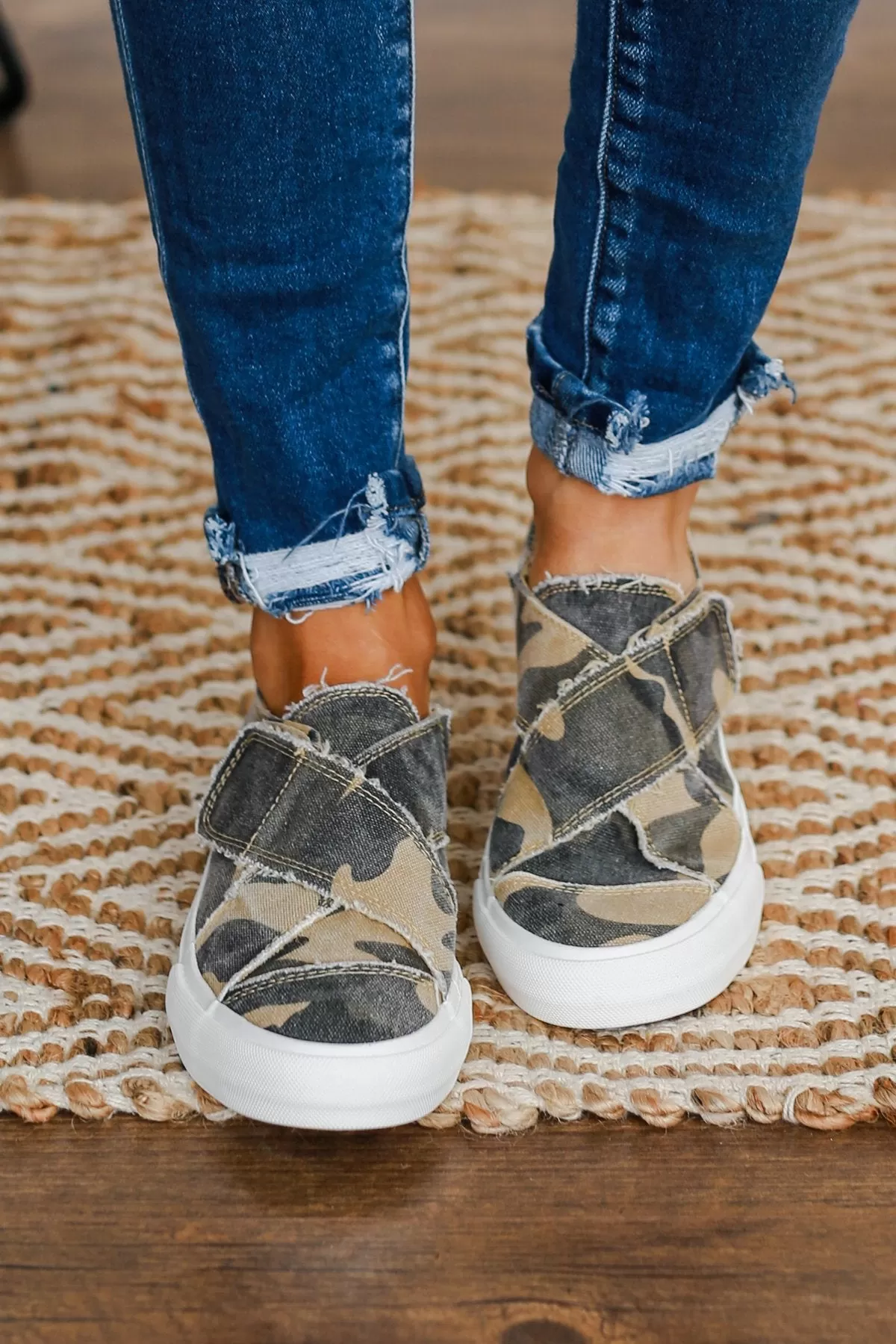 Gypsy Jazz Ivette Sneakers- Camo