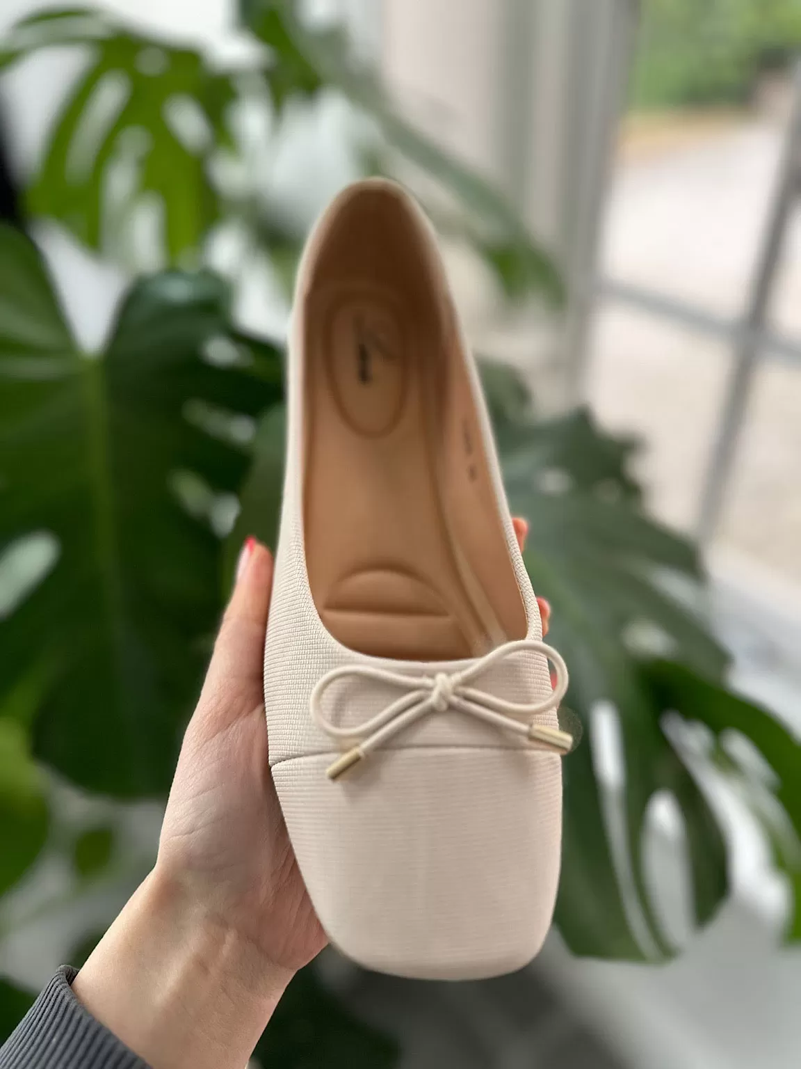 Stone Bow Front Ballet Pump