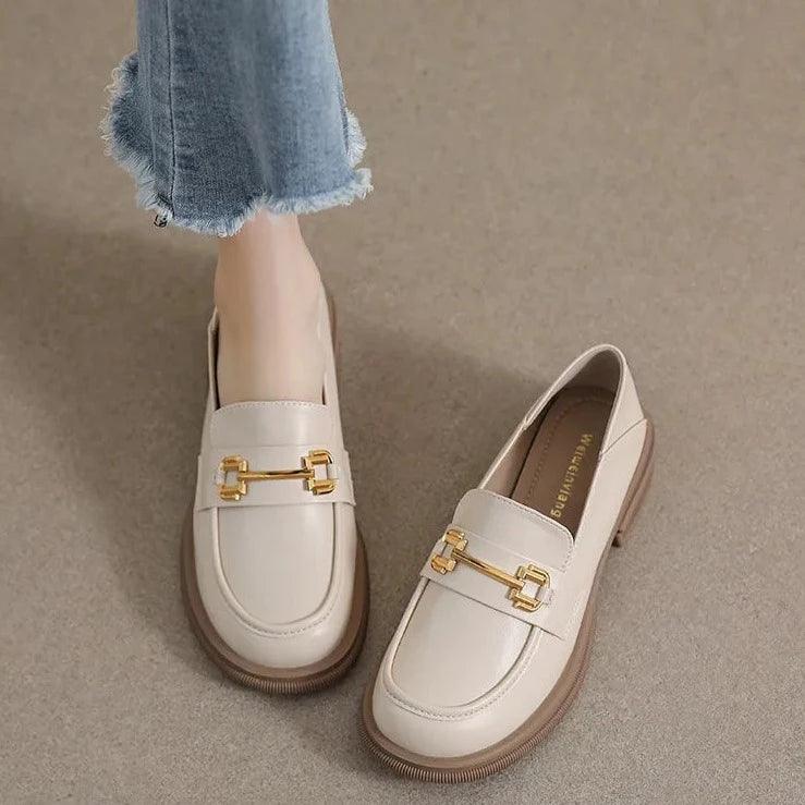 W105-6 Low Heel Outdoor Leather Loafers: Women's Casual Shoes