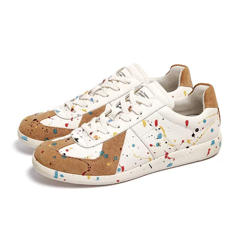 Women Lace-up Graffiti Casual Shoes 