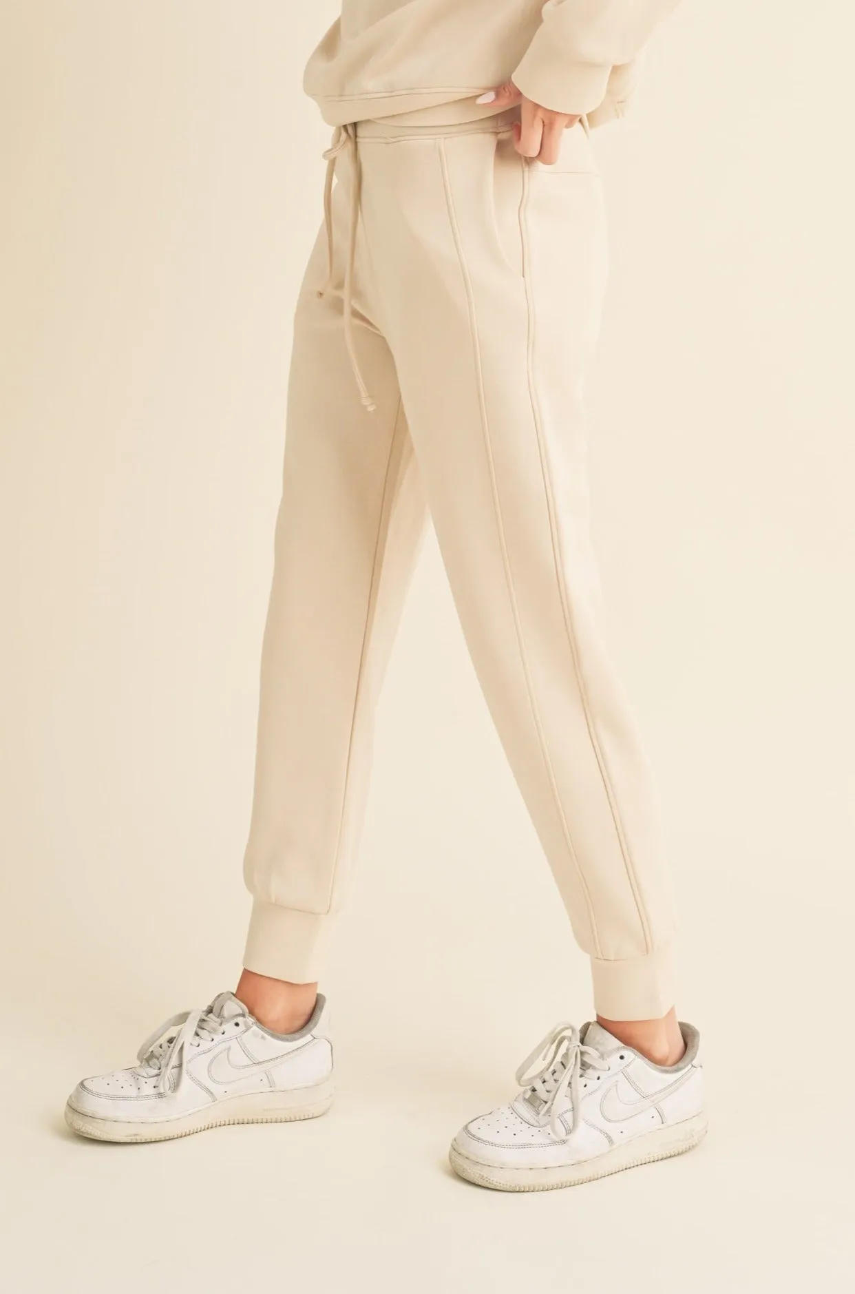 Women’s Sporty Chic Scuba Joggers