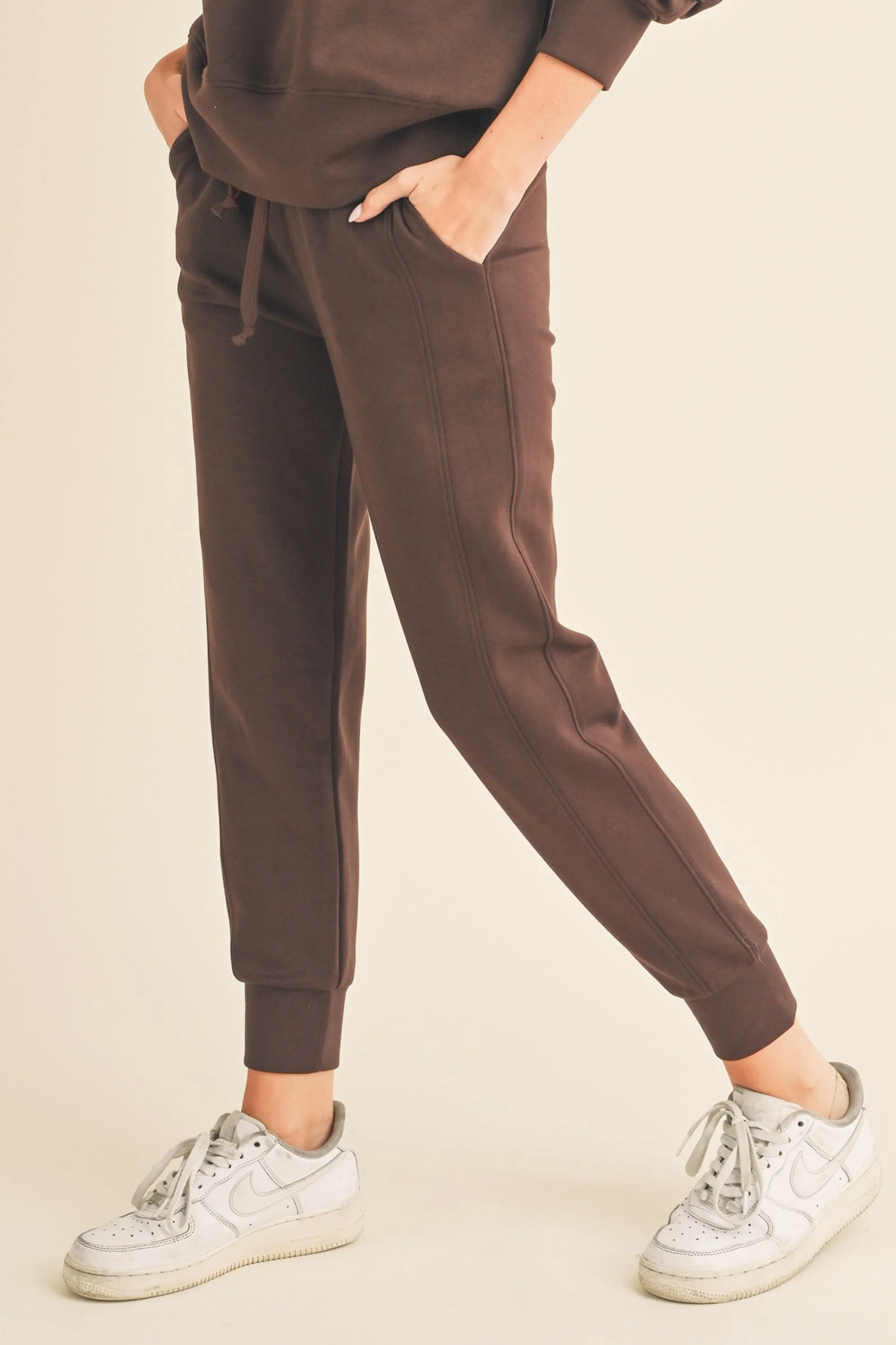 Women’s Sporty Chic Scuba Joggers