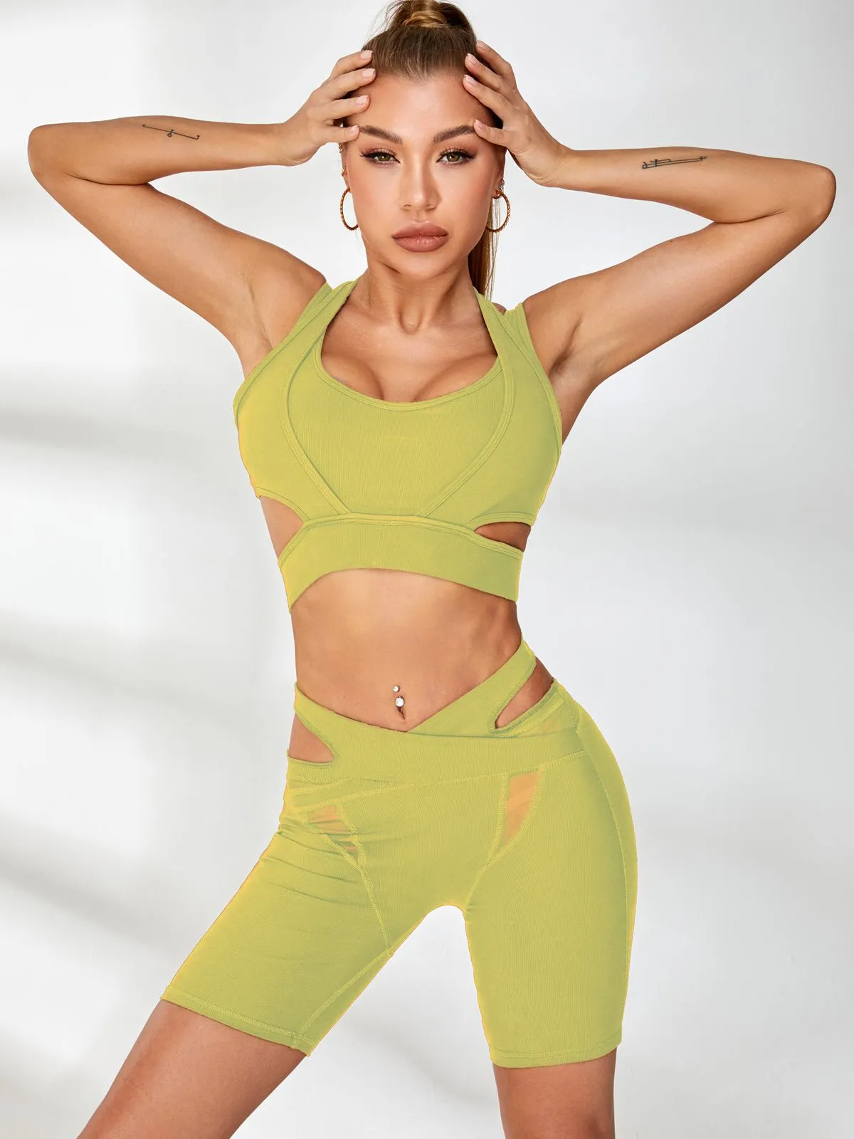 ZASUWA Female Ribbed Cutout Mesh Short Tracksuits